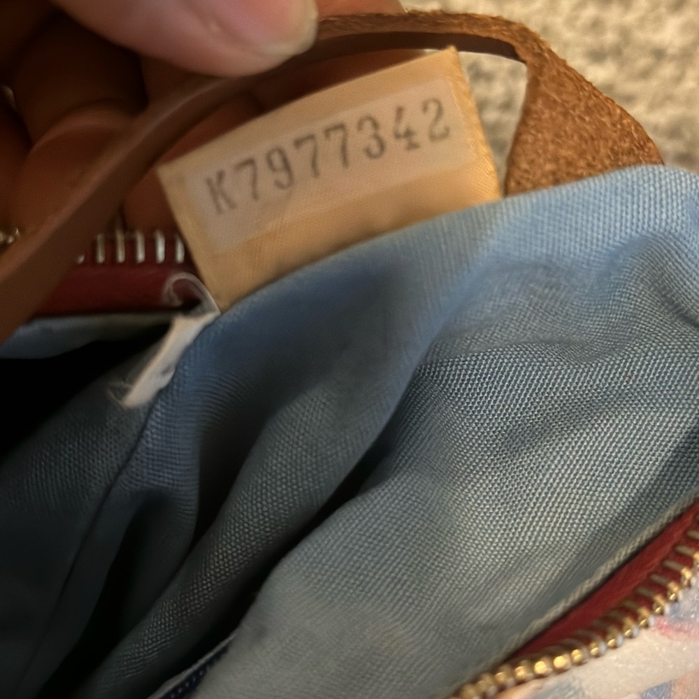 Y2K Vintage Dooney and Bourke Canvas Coated Small Shoulder Bag - Picture 13 of 16